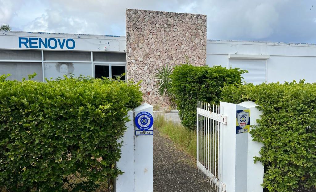 Commercial in Rooi Catochi
