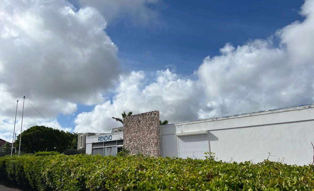 Commercial in Rooi Catochi