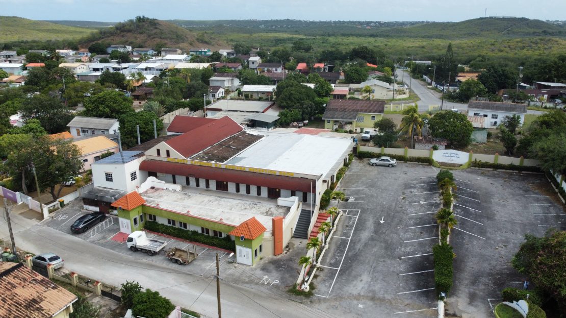 Commercial in Curaçao