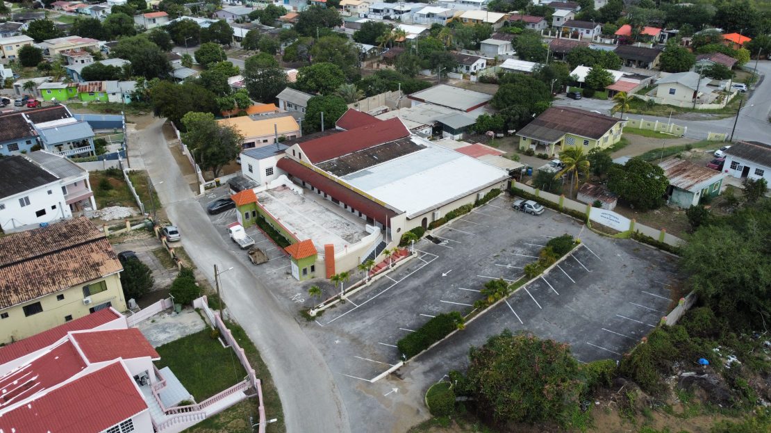 Commercial in Curaçao