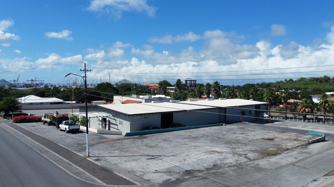 Commercial in Curaçao