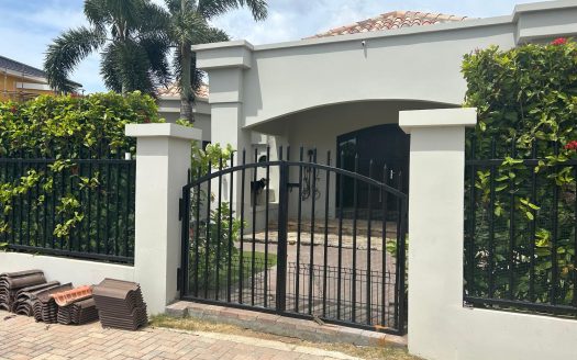 FOR SALE – Luxury Villa in Zuurzak, Curaçao